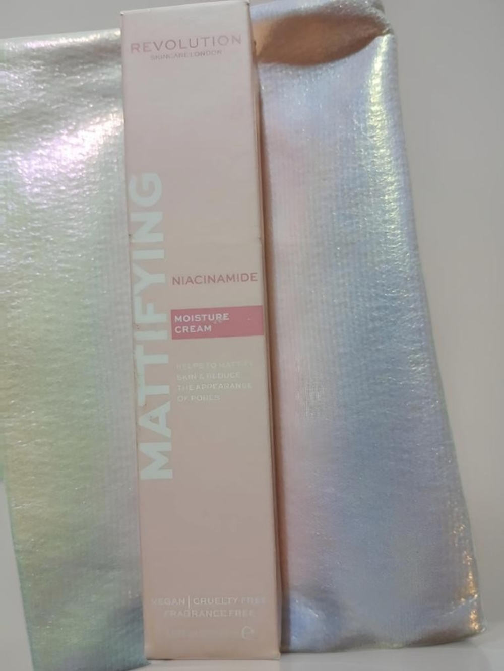 Revolution Mattifying Moisture Cream - New In Box